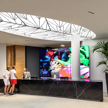 Akrathos 4* Ουρανούπολη