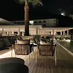 阿卡拉托斯海滨酒店 欧拉努波利斯