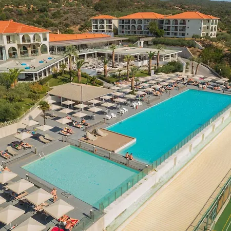 Hotel Akrathos 4*