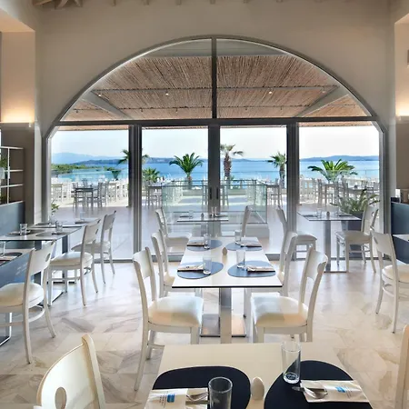 Akrathos Hotel 4*
