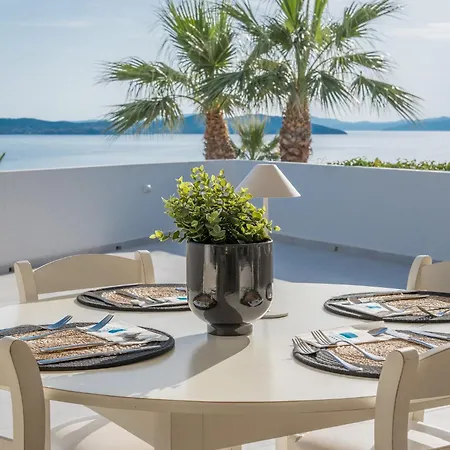 Akrathos Hotel 4*