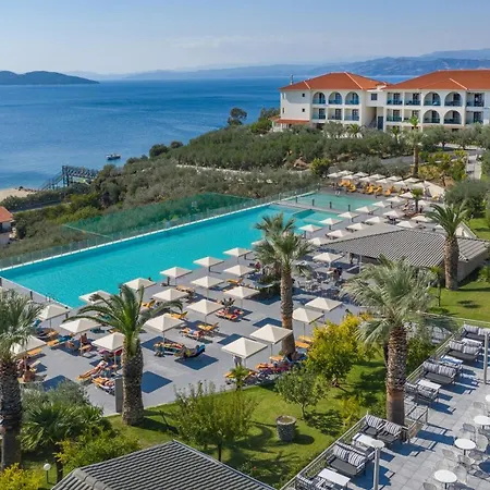 Hotel Akrathos 4*