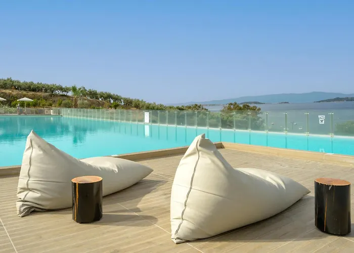 Akrathos Hotel