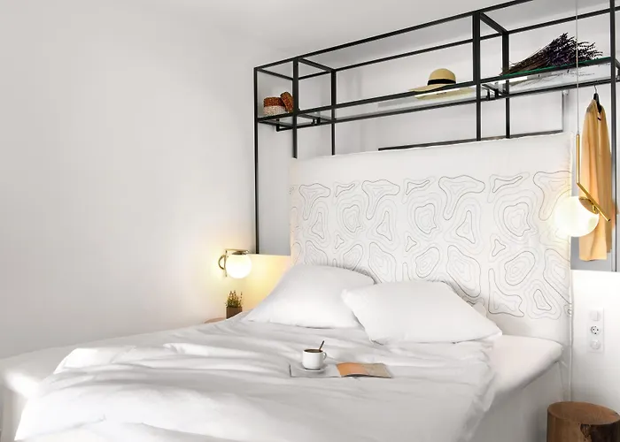 Akrathos Hotel 4*
