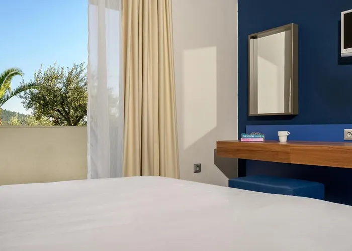 Akrathos Hotel Uranupoli