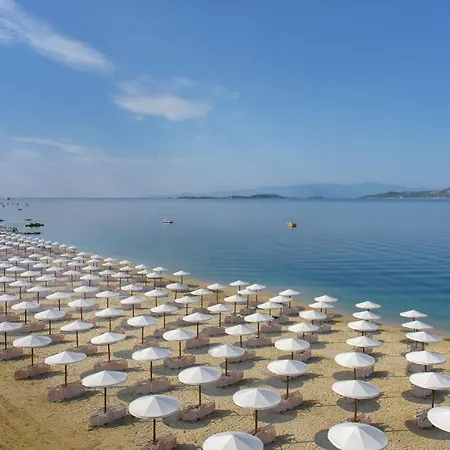 Akrathos Hotel 4*