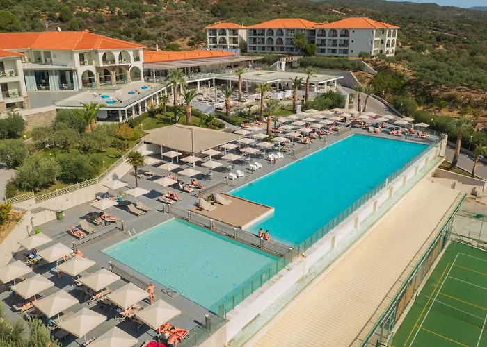 Отель Akrathos 4*